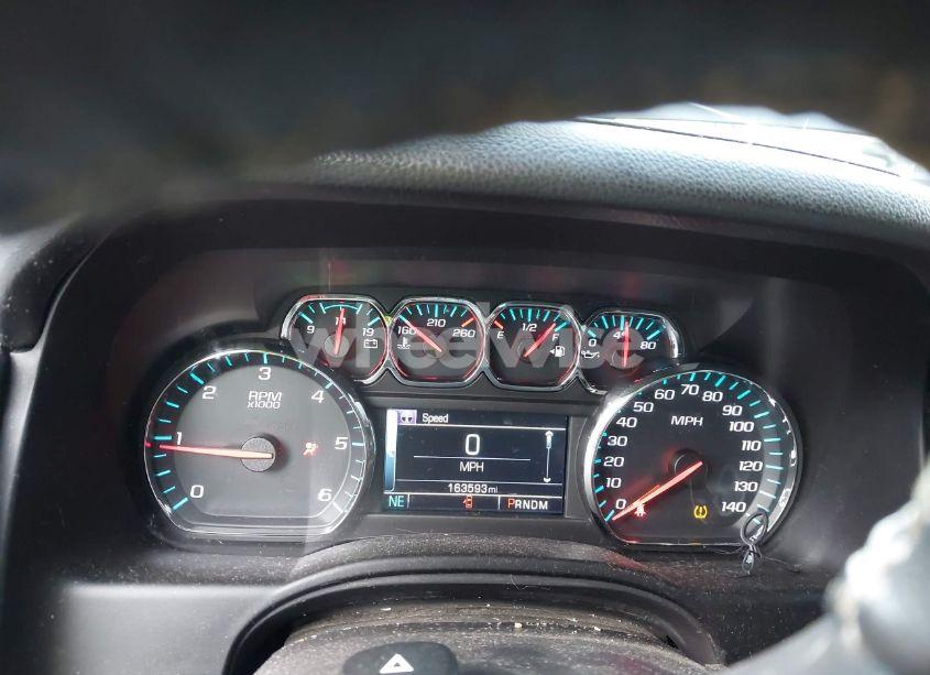 Photo 7 of 2015 Chevrolet Suburban 1500 LT (VIN 1GNSKJKC4FR701586)