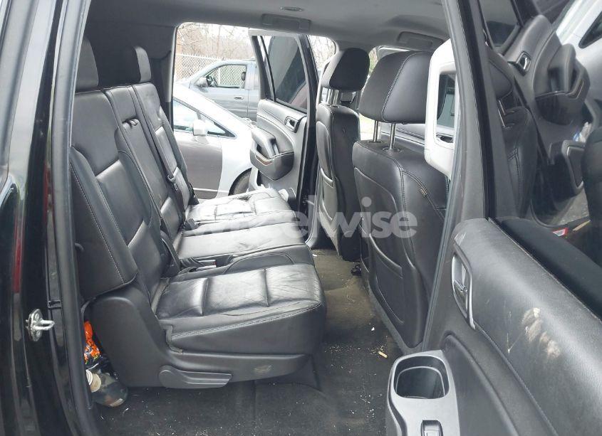 Photo 8 of 2015 Chevrolet Suburban 1500 LT (VIN 1GNSKJKC4FR701586)