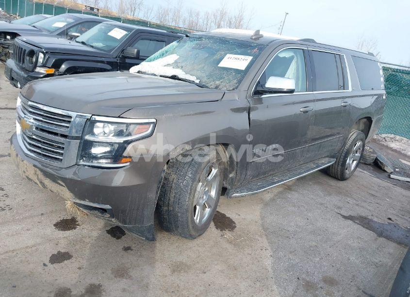 Photo 2 of 2016 Chevrolet Suburban LTZ (VIN 1GNSKJKC4GR275531)