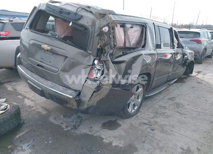 Photo 4 of 2016 Chevrolet Suburban LTZ (VIN 1GNSKJKC4GR275531)