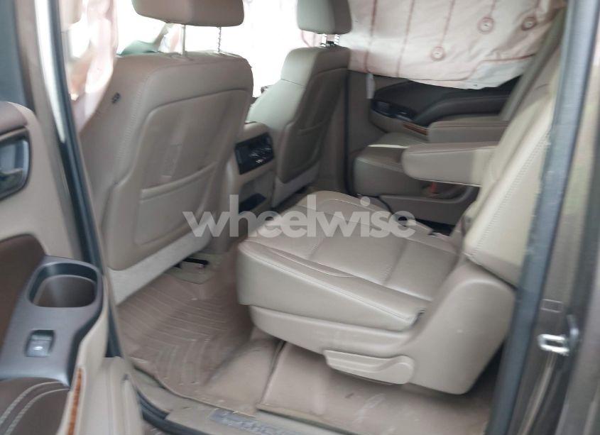 Photo 8 of 2016 Chevrolet Suburban LTZ (VIN 1GNSKJKC4GR275531)