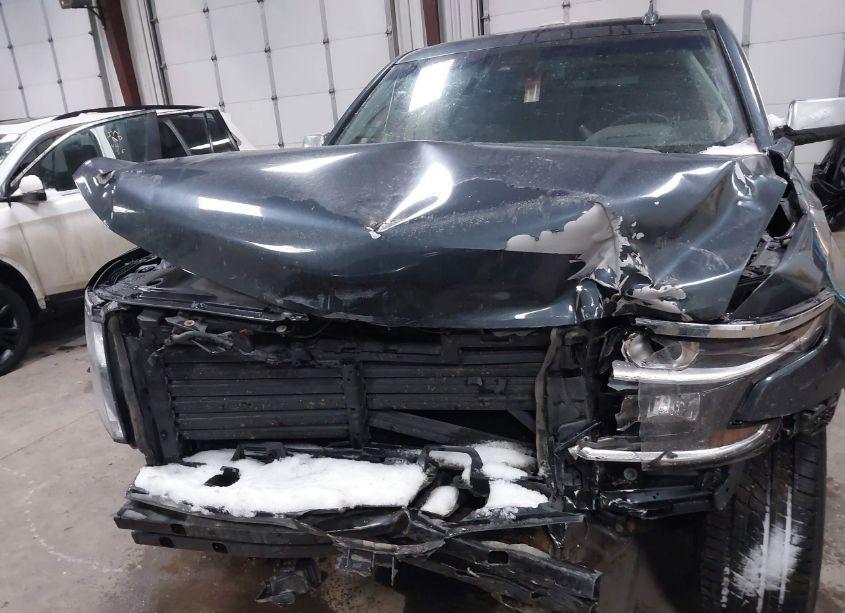 Photo 12 of 2019 Chevrolet Suburban PREMIER (VIN 1GNSKJKC4KR288417)