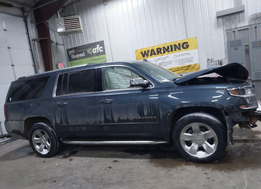 Photo 13 of 2019 Chevrolet Suburban PREMIER (VIN 1GNSKJKC4KR288417)