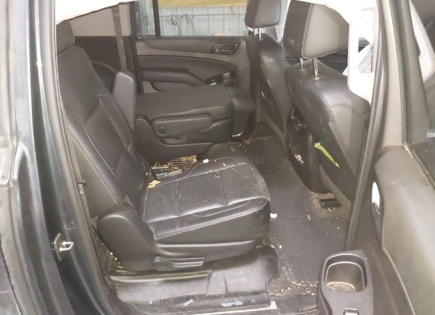 Photo 8 of 2019 Chevrolet Suburban PREMIER (VIN 1GNSKJKC4KR288417)