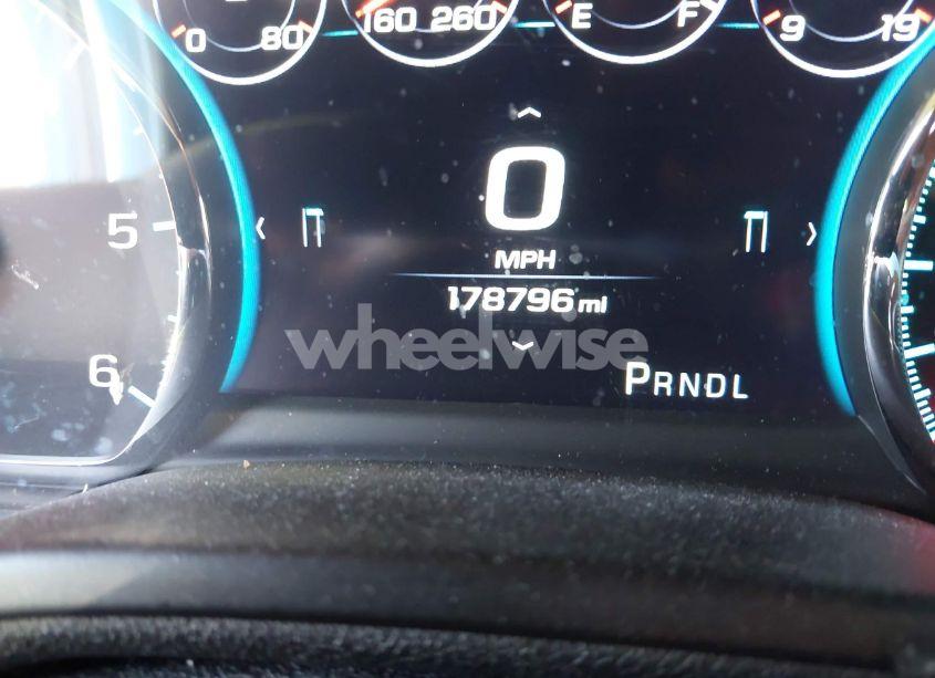 Photo 15 of 2017 Chevrolet Suburban PREMIER (VIN 1GNSKJKC5HR218708)