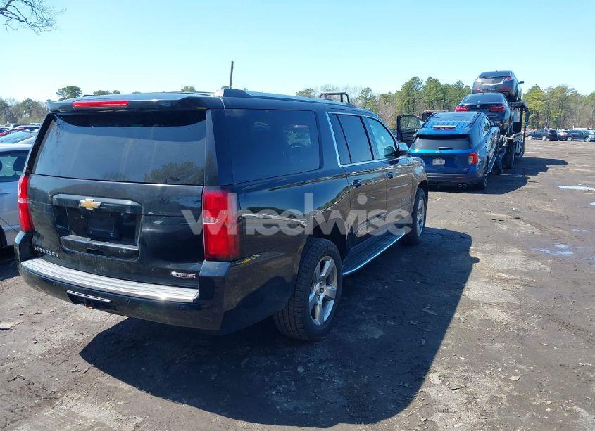 Photo 4 of 2017 Chevrolet Suburban PREMIER (VIN 1GNSKJKC5HR218708)
