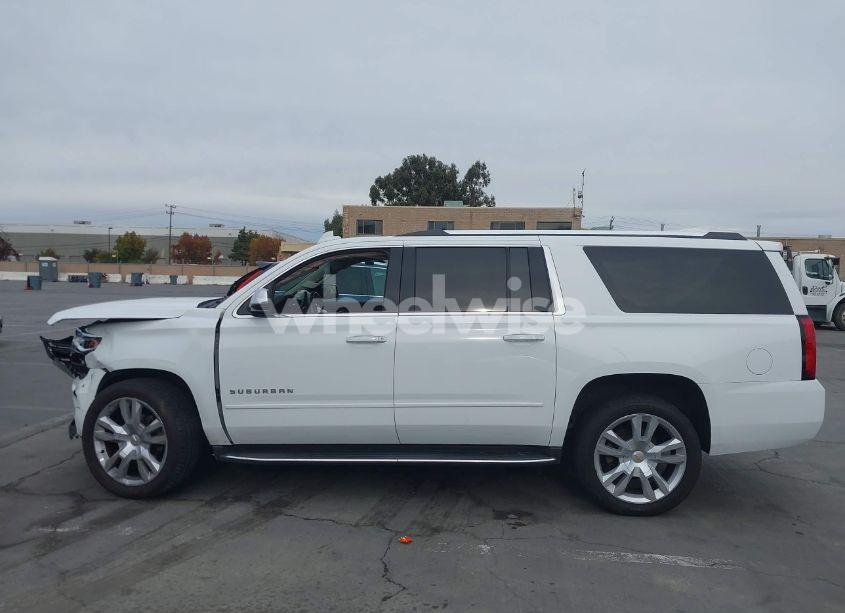 Photo 14 of 2017 Chevrolet Suburban PREMIER (VIN 1GNSKJKC5HR252485)