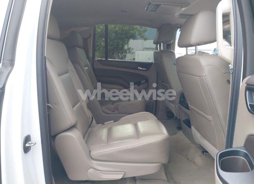 Photo 8 of 2017 Chevrolet Suburban PREMIER (VIN 1GNSKJKC5HR252485)