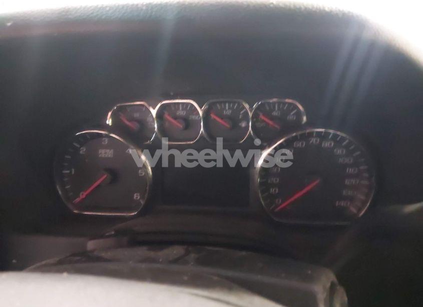 Photo 14 of 2015 Chevrolet Suburban 1500 LT (VIN 1GNSKJKC6FR219931)