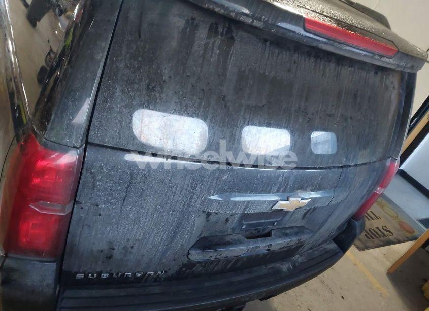 Photo 15 of 2015 Chevrolet Suburban 1500 LT (VIN 1GNSKJKC6FR219931)