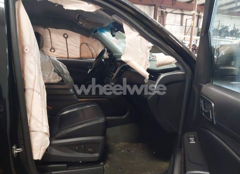 Photo 5 of 2015 Chevrolet Suburban 1500 LT (VIN 1GNSKJKC6FR219931)