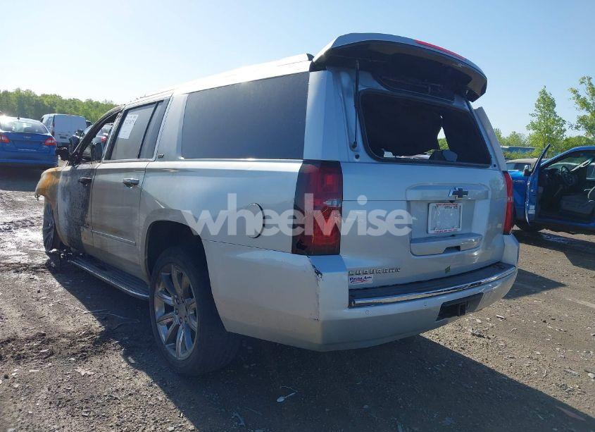 Photo 3 of 2016 Chevrolet Suburban LTZ (VIN 1GNSKJKC6GR161305)
