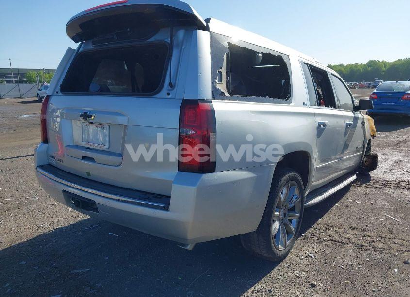 Photo 4 of 2016 Chevrolet Suburban LTZ (VIN 1GNSKJKC6GR161305)