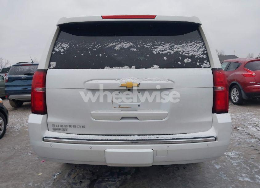 Photo 16 of 2016 Chevrolet Suburban LTZ (VIN 1GNSKJKC6GR325975)