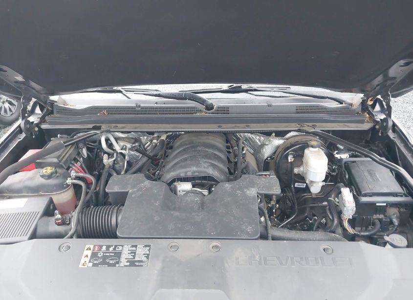 Photo 10 of 2018 Chevrolet Suburban PREMIER (VIN 1GNSKJKC6JR152997)