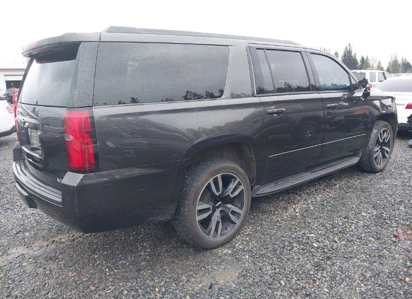 Photo 4 of 2018 Chevrolet Suburban PREMIER (VIN 1GNSKJKC6JR152997)