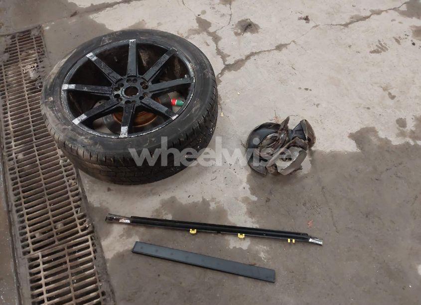 Photo 12 of 2015 Chevrolet Suburban 1500 LT (VIN 1GNSKJKC7FR202524)