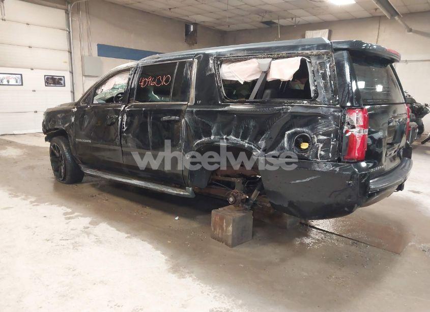 Photo 3 of 2015 Chevrolet Suburban 1500 LT (VIN 1GNSKJKC7FR202524)