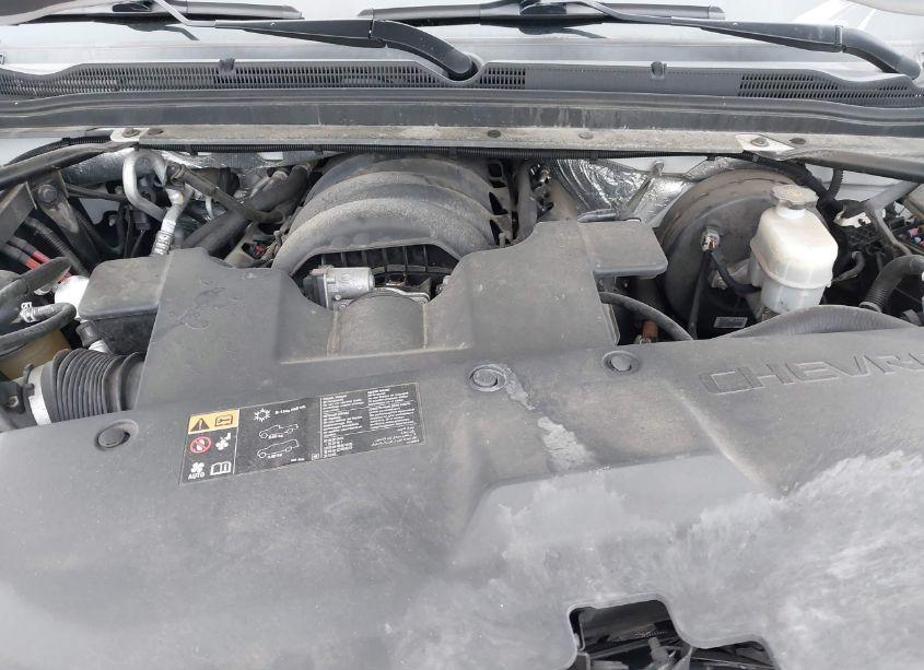 Photo 10 of 2015 Chevrolet Suburban 1500 LT (VIN 1GNSKJKC7FR234423)