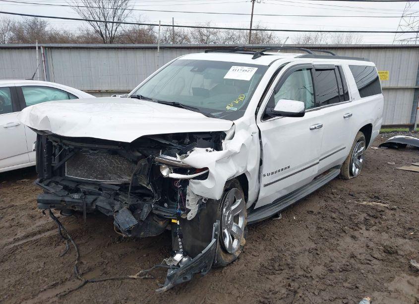 Photo 2 of 2015 Chevrolet Suburban 1500 LT (VIN 1GNSKJKC7FR234423)