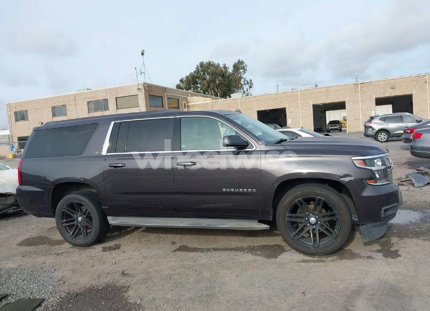 Photo 13 of 2015 Chevrolet Suburban 1500 LT (VIN 1GNSKJKC7FR251173)