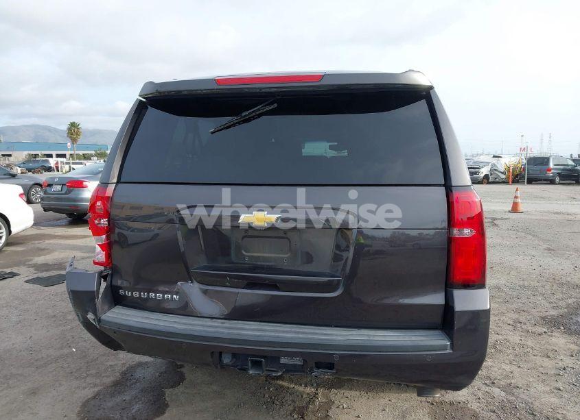 Photo 16 of 2015 Chevrolet Suburban 1500 LT (VIN 1GNSKJKC7FR251173)