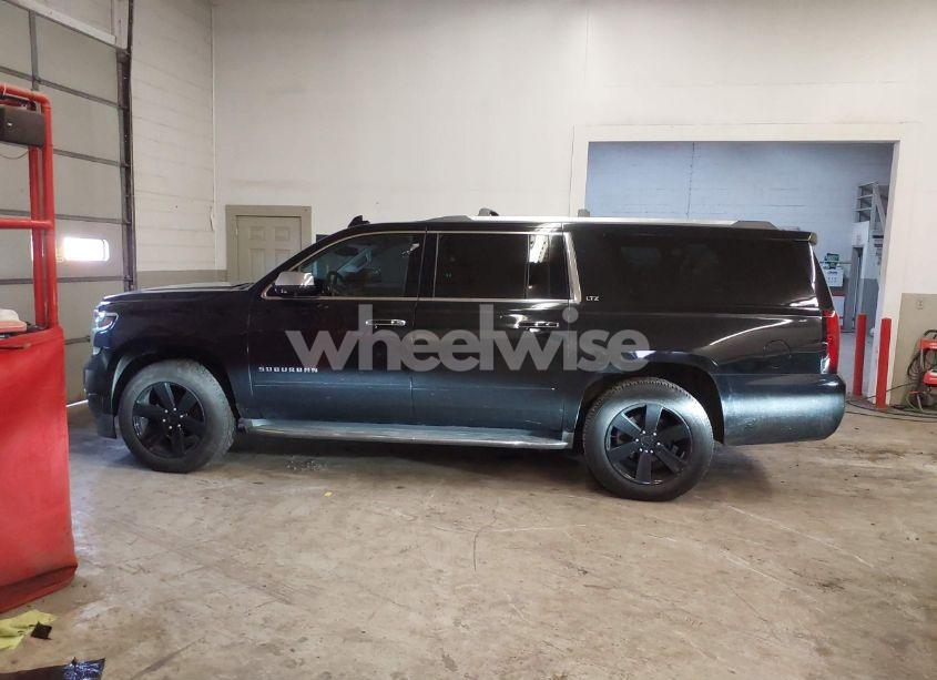 Photo 14 of 2016 Chevrolet Suburban LTZ (VIN 1GNSKJKC7GR149230)