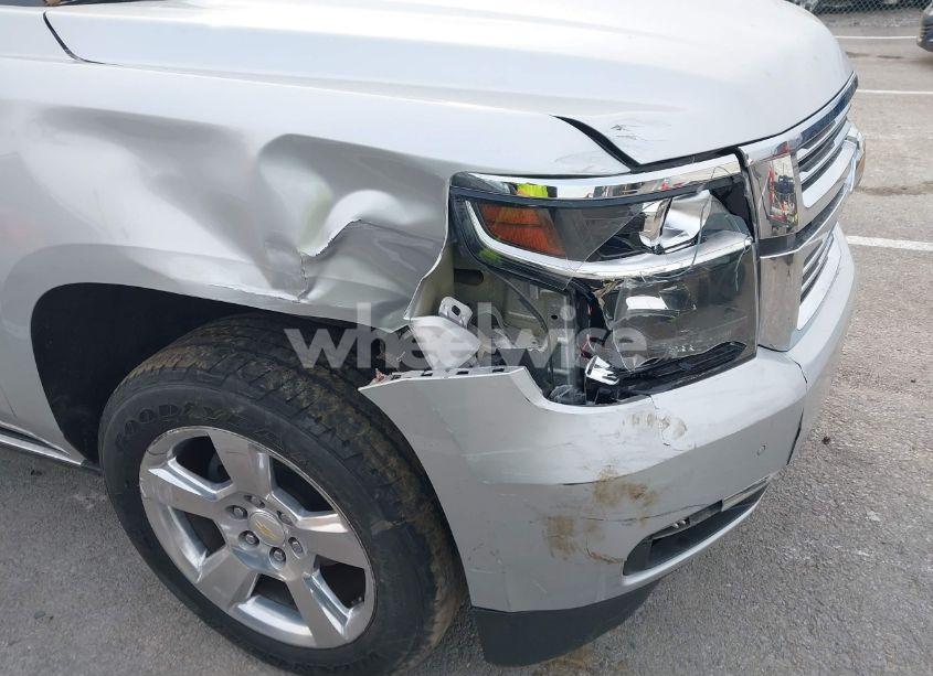 Photo 6 of 2016 Chevrolet Suburban LTZ (VIN 1GNSKJKC7GR187993)