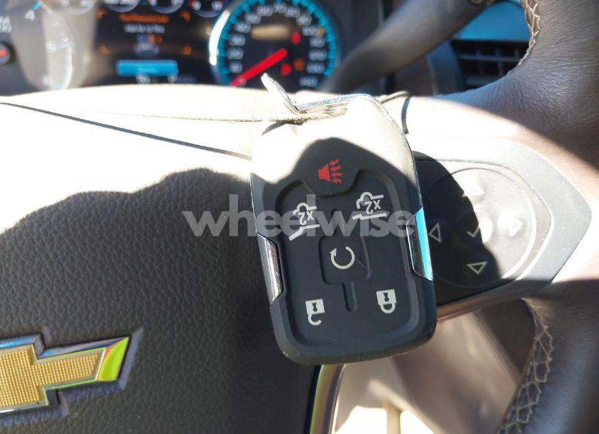 Photo 11 of 2017 Chevrolet Suburban PREMIER (VIN 1GNSKJKC7HR281583)