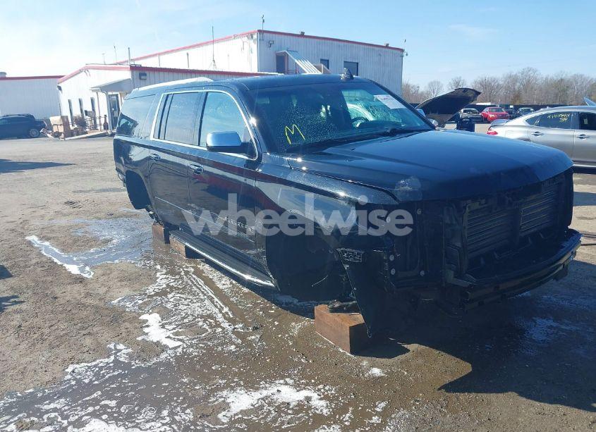 2019 Chevrolet Suburban PREMIER (VIN 1GNSKJKC7KR146269) main photo