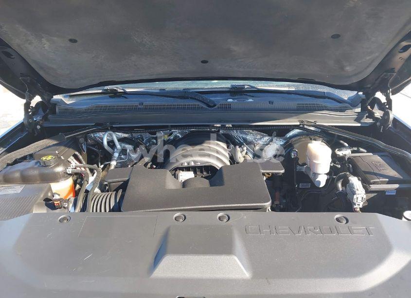 Photo 10 of 2015 Chevrolet Suburban 1500 LT (VIN 1GNSKJKC8FR687191)