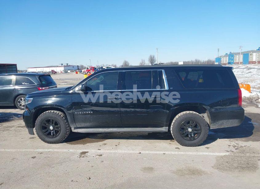 Photo 14 of 2015 Chevrolet Suburban 1500 LT (VIN 1GNSKJKC8FR687191)