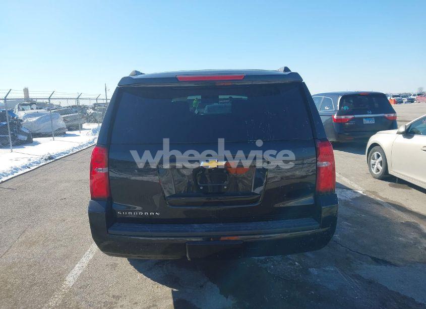 Photo 16 of 2015 Chevrolet Suburban 1500 LT (VIN 1GNSKJKC8FR687191)