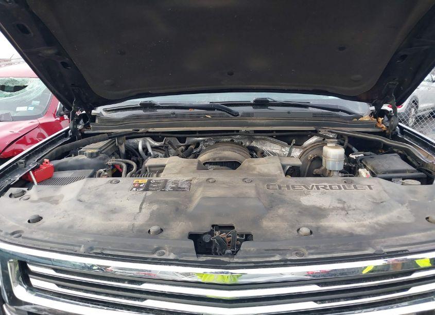 Photo 10 of 2016 Chevrolet Suburban LTZ (VIN 1GNSKJKC8GR306683)