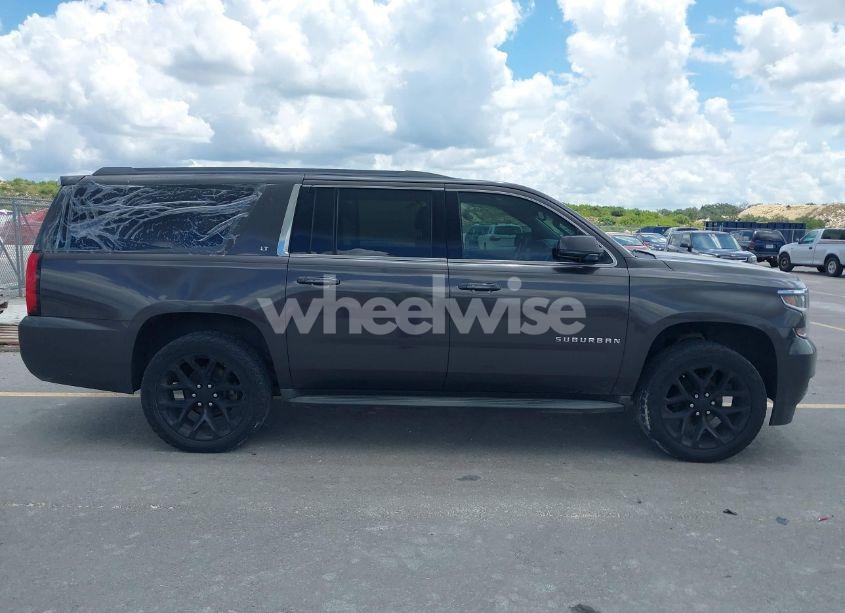 Photo 13 of 2015 Chevrolet Suburban 1500 LT (VIN 1GNSKJKC9FR245097)