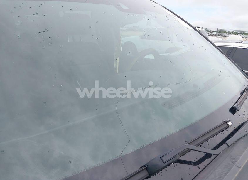 Photo 17 of 2015 Chevrolet Suburban 1500 LT (VIN 1GNSKJKC9FR245097)