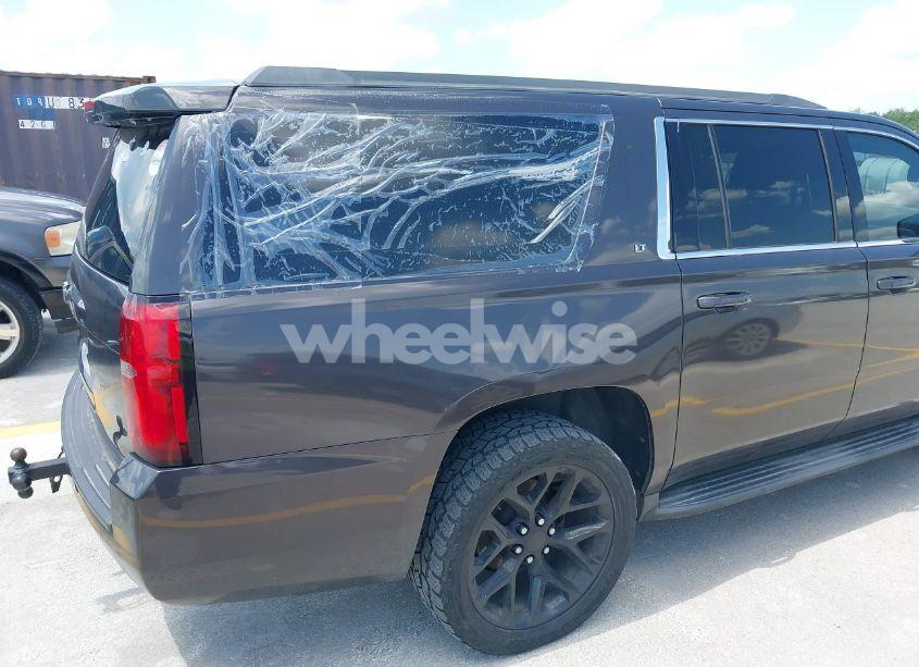 Photo 6 of 2015 Chevrolet Suburban 1500 LT (VIN 1GNSKJKC9FR245097)