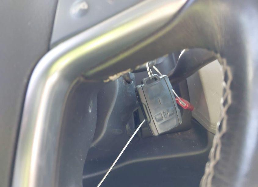 Photo 11 of 2015 Chevrolet Suburban 1500 LT (VIN 1GNSKJKC9FR577444)