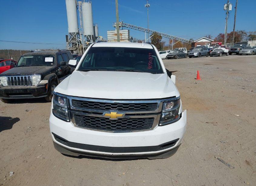 Photo 12 of 2015 Chevrolet Suburban 1500 LT (VIN 1GNSKJKC9FR577444)