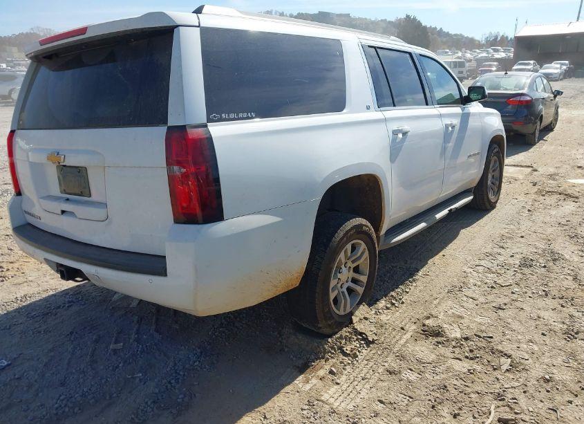 Photo 4 of 2015 Chevrolet Suburban 1500 LT (VIN 1GNSKJKC9FR577444)