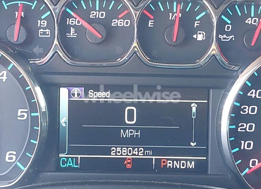 Photo 15 of 2015 Chevrolet Suburban 1500 LT (VIN 1GNSKJKC9FR597953)