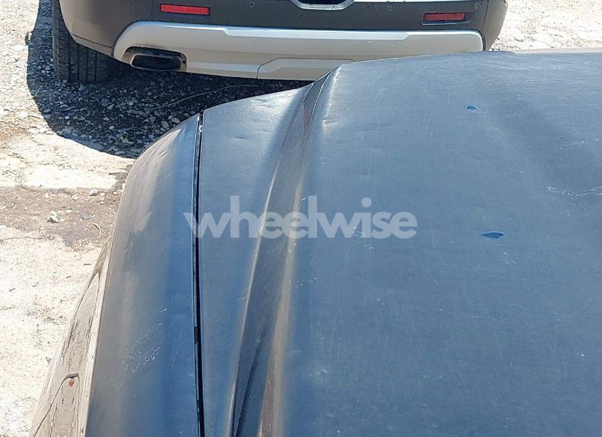 Photo 6 of 2015 Chevrolet Suburban 1500 LT (VIN 1GNSKJKC9FR597953)