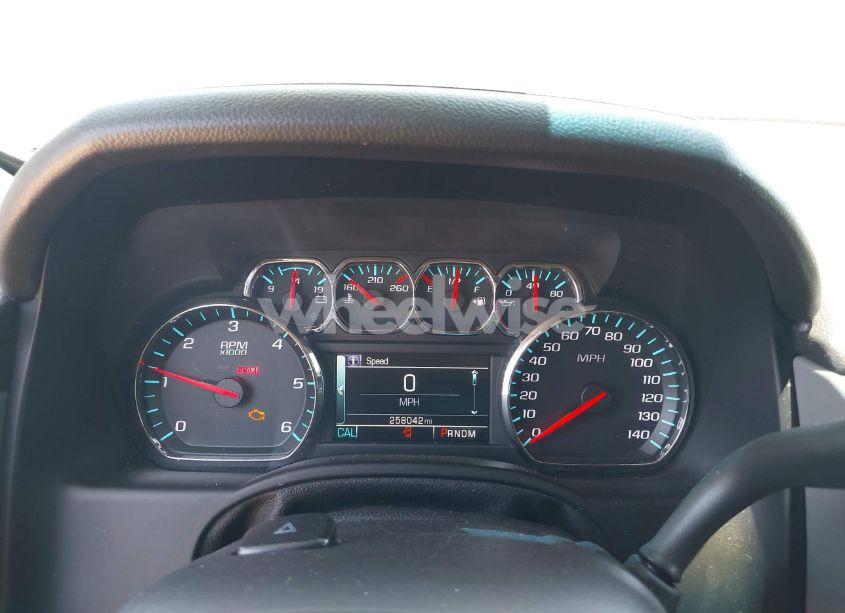 Photo 7 of 2015 Chevrolet Suburban 1500 LT (VIN 1GNSKJKC9FR597953)