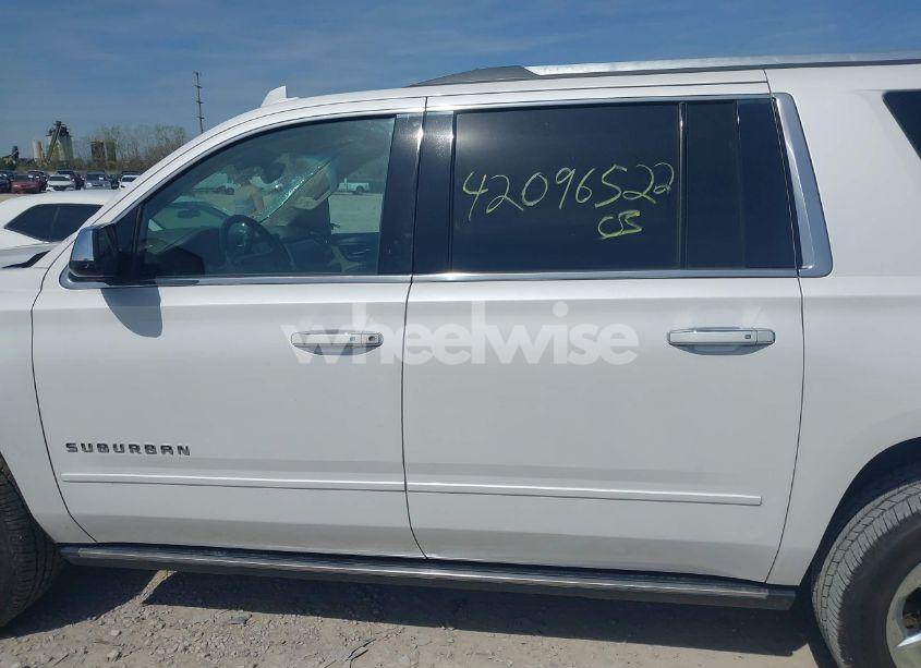 Photo 15 of 2018 Chevrolet Suburban PREMIER (VIN 1GNSKJKC9JR323192)