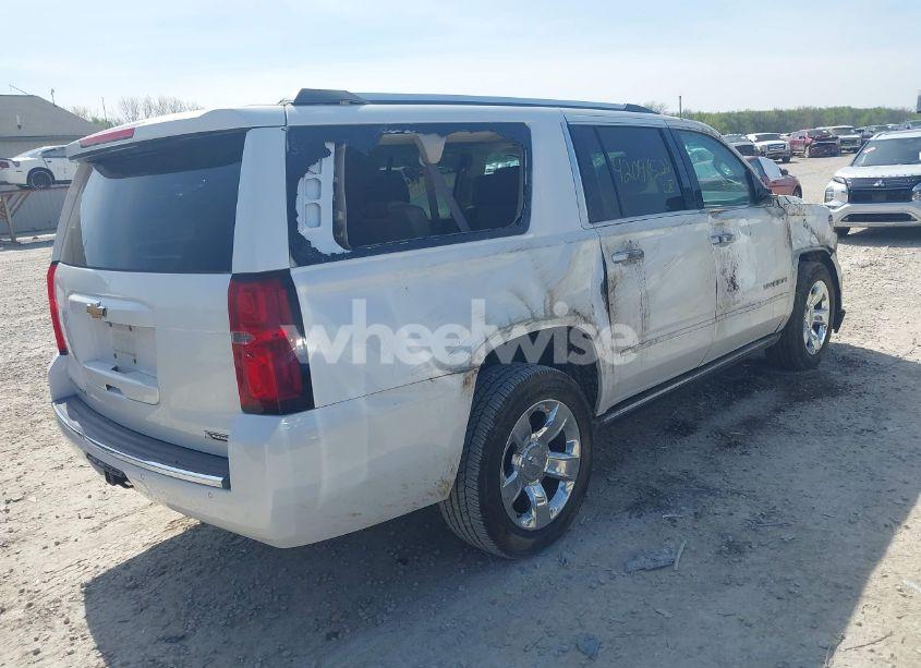 Photo 4 of 2018 Chevrolet Suburban PREMIER (VIN 1GNSKJKC9JR323192)