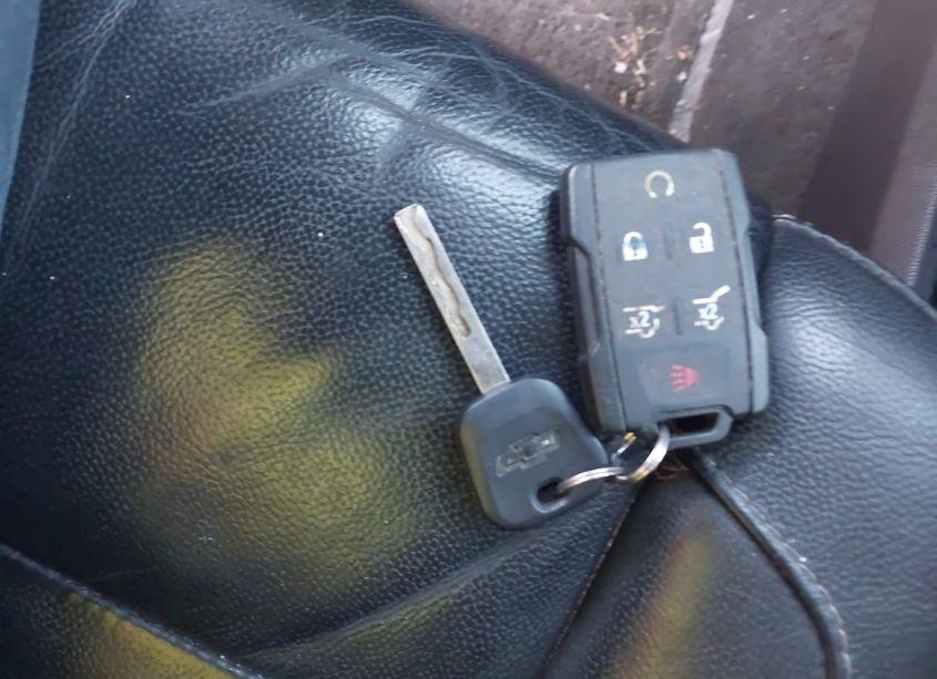 Photo 11 of 2015 Chevrolet Suburban 1500 LT (VIN 1GNSKJKCXFR211203)