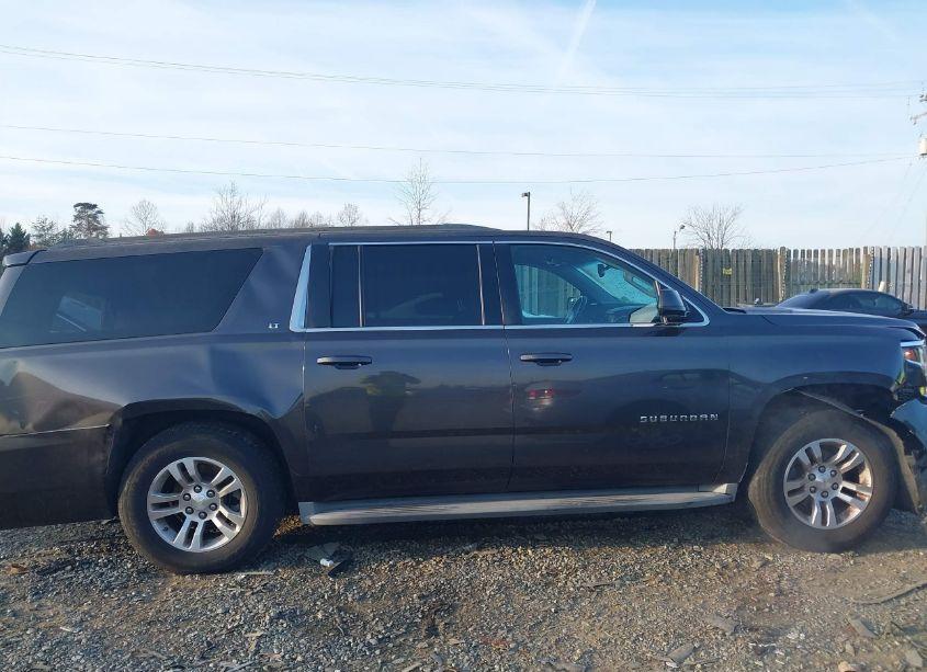 Photo 13 of 2015 Chevrolet Suburban 1500 LT (VIN 1GNSKJKCXFR211203)