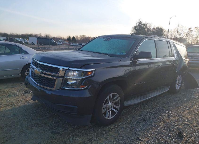 Photo 2 of 2015 Chevrolet Suburban 1500 LT (VIN 1GNSKJKCXFR211203)