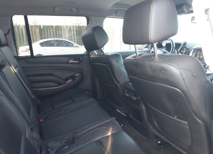 Photo 8 of 2015 Chevrolet Suburban 1500 LT (VIN 1GNSKJKCXFR211203)