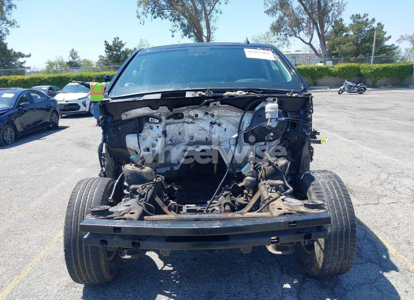 Photo 11 of 2015 Chevrolet Suburban 1500 LT (VIN 1GNSKJKCXFR298472)